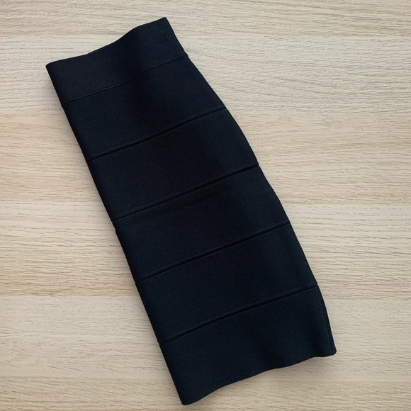 BCMGMaxAzria Alexa Bandage Mini Skirt (XS) - Picture 3 of 5